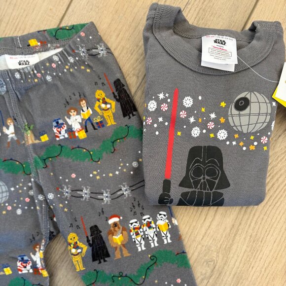 Hanna Andersson 18-24 month Star Wars Christmas Pajamas - Picture 2 of 3